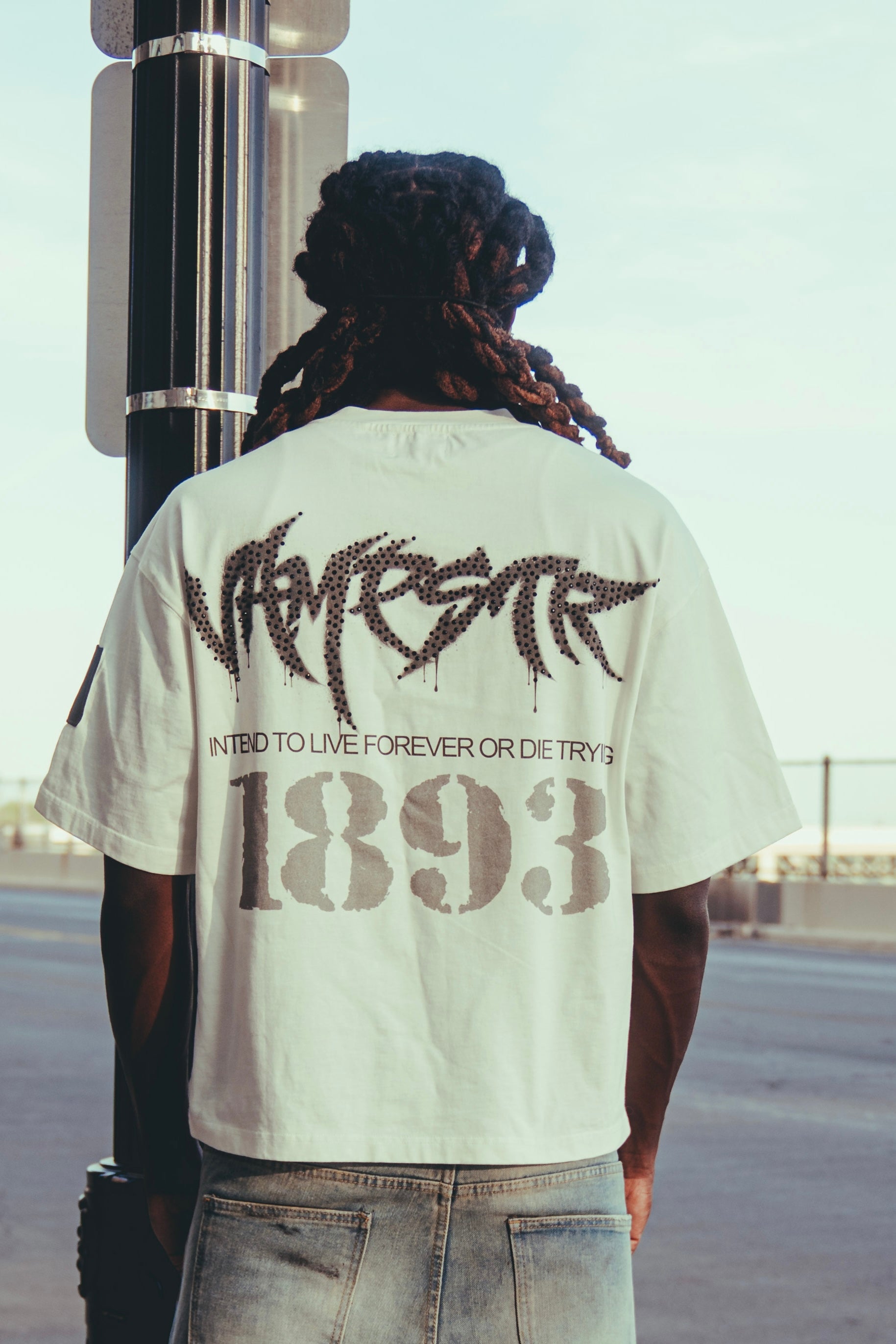 VAMP GRAFFITI TEE