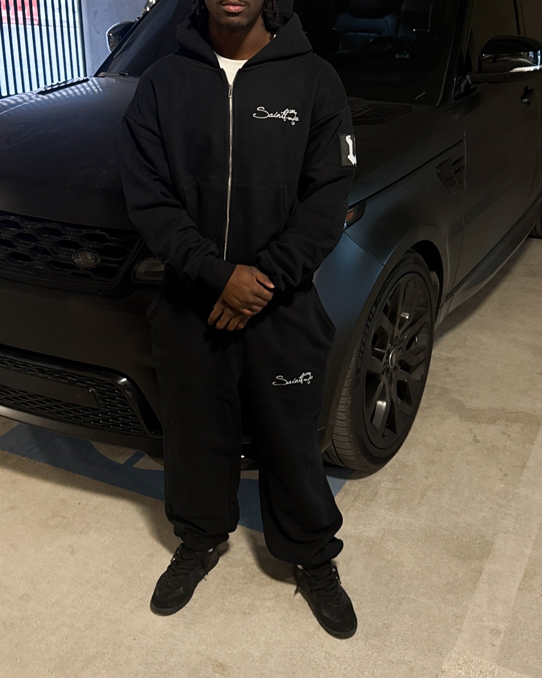 SAINT 93 EMBROIDERED SWEATS